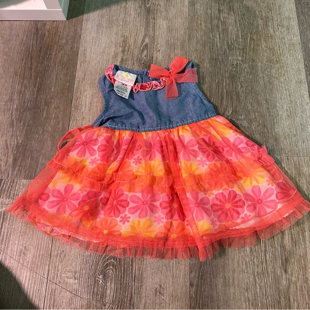 4 piece 18M girls lot:‎ Duck duck goose, Carter’s, garanimals and cat and jack